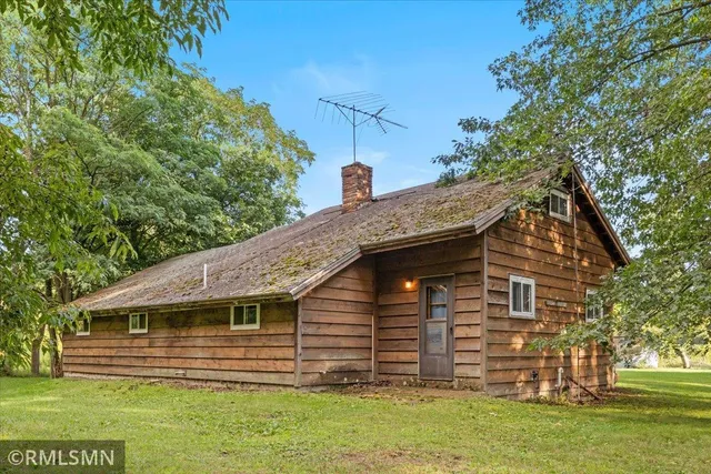 $775,000 | 29224 Hawks Nest Lane, Hinckley, MN 55037