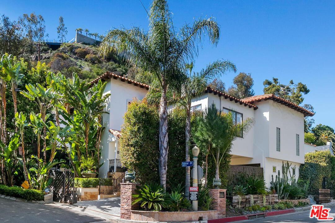 1501 North Beverly Drive Beverly Hills, CA 90210 - Photo 2 of 48