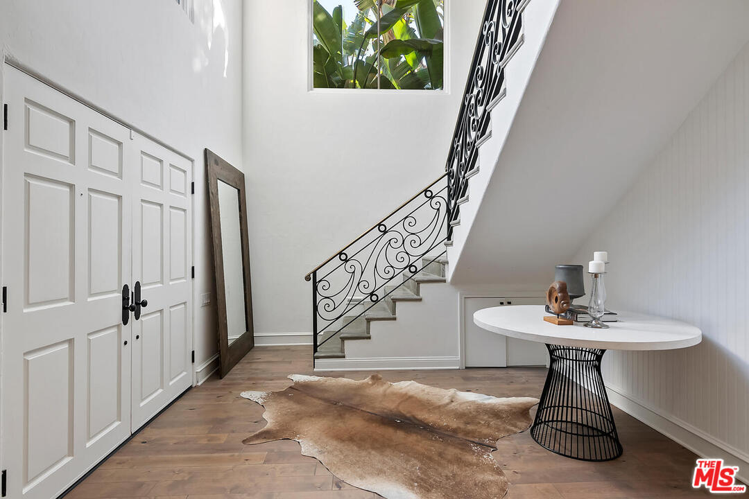 1501 North Beverly Drive Beverly Hills, CA 90210 - Photo 16 of 48