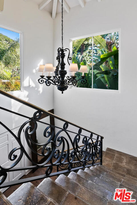 1501 North Beverly Drive Beverly Hills, CA 90210 - Photo 17 of 48