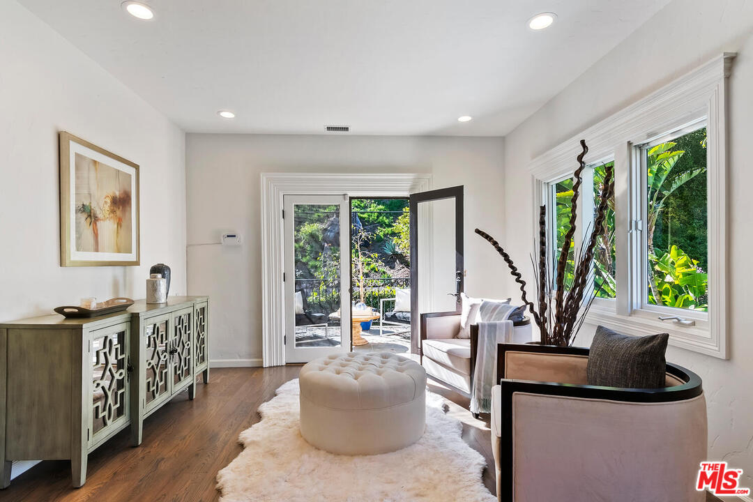 1501 North Beverly Drive Beverly Hills, CA 90210 - Photo 23 of 48