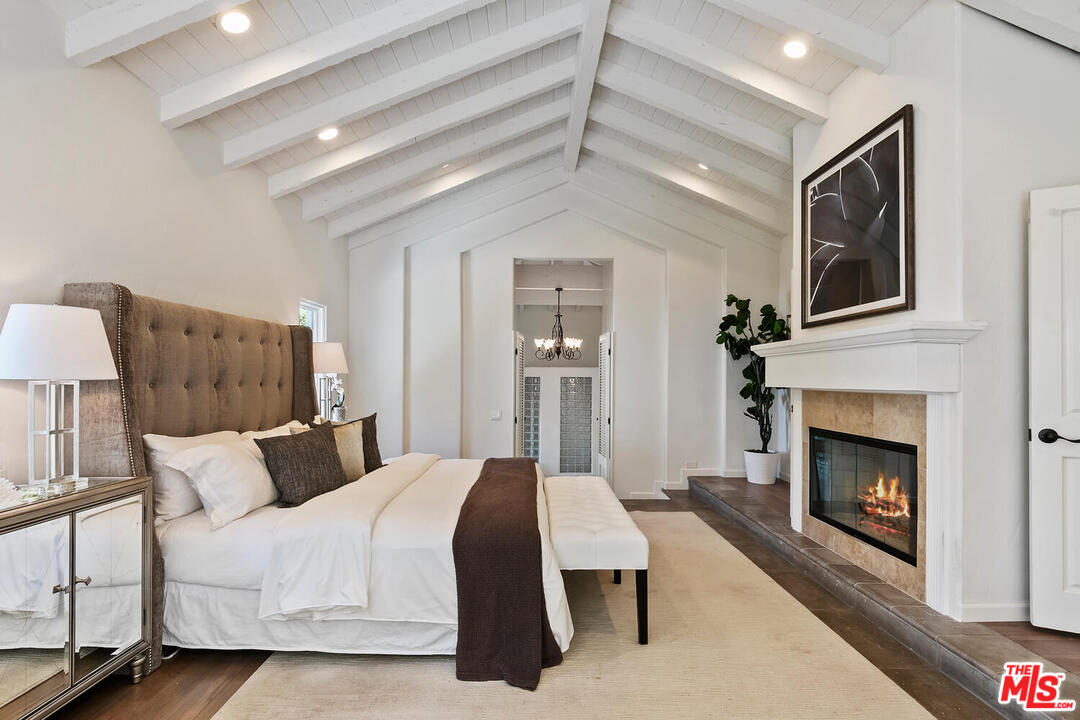 1501 North Beverly Drive Beverly Hills, CA 90210 - Photo 26 of 48