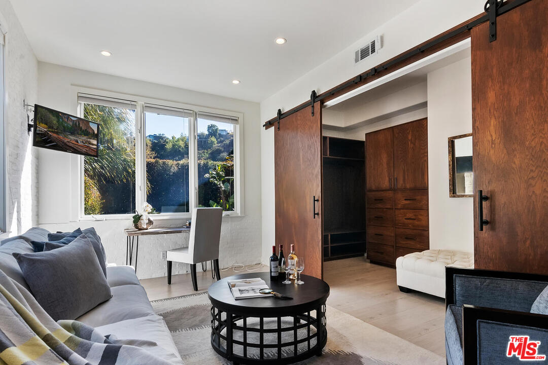 1501 North Beverly Drive Beverly Hills, CA 90210 - Photo 31 of 48