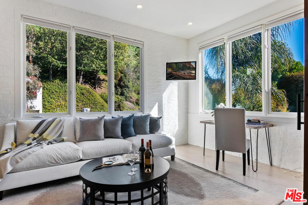 1501 North Beverly Drive Beverly Hills, CA 90210 - Photo 32 of 48