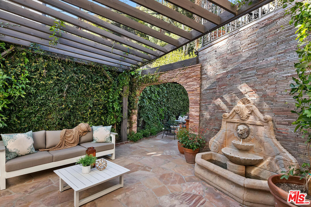 1501 North Beverly Drive Beverly Hills, CA 90210 - Photo 42 of 48