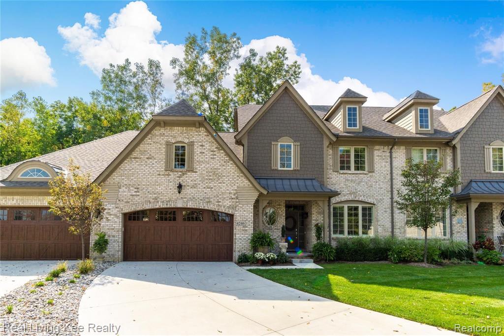 4246 Oak Arbor Drive Rochester, MI 48306 - Photo 1 of 64