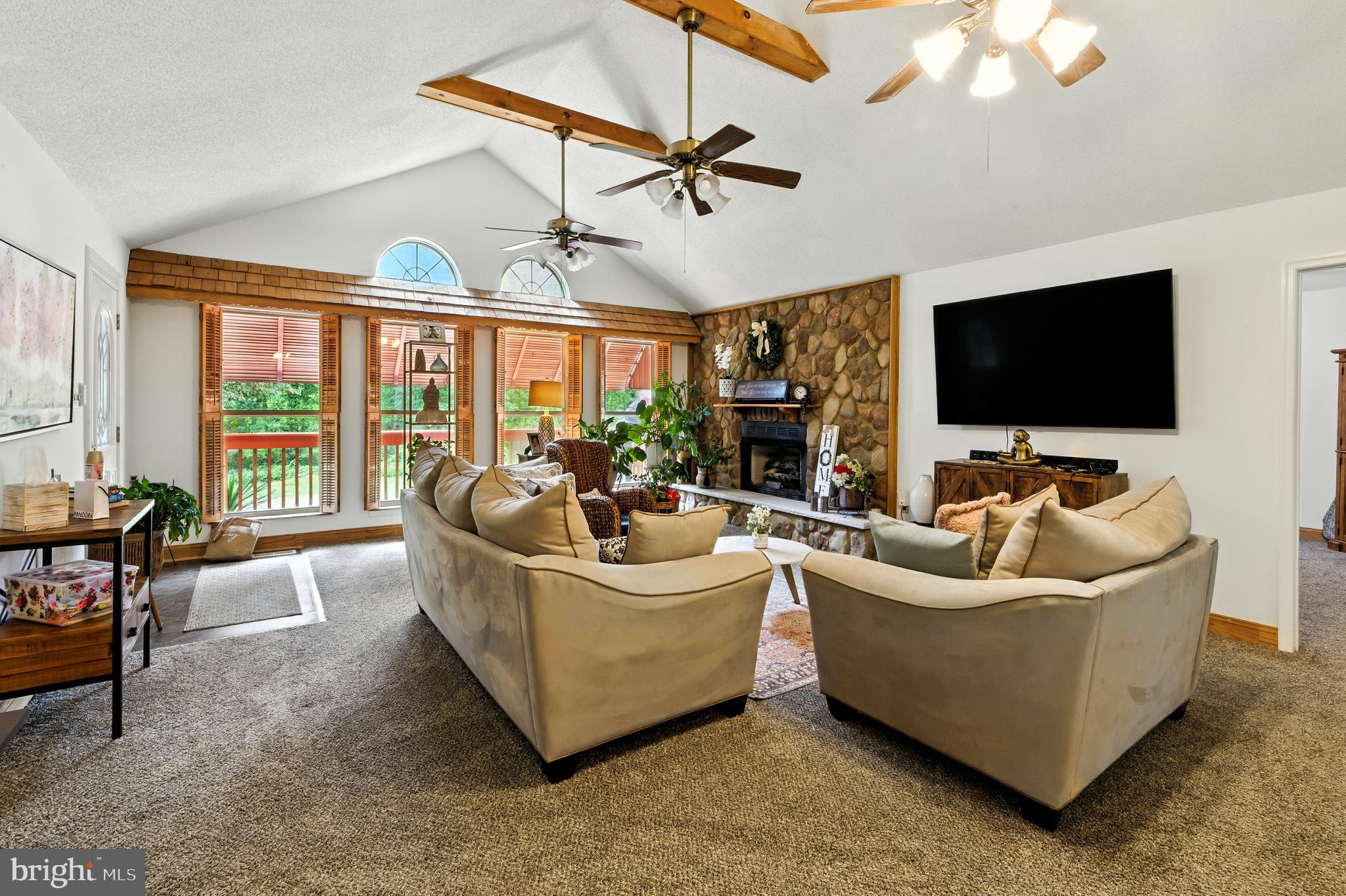 112 Hammonton Buena, NJ 08310 - Photo 19 of 34 a living room with furniture and a flat screen tv