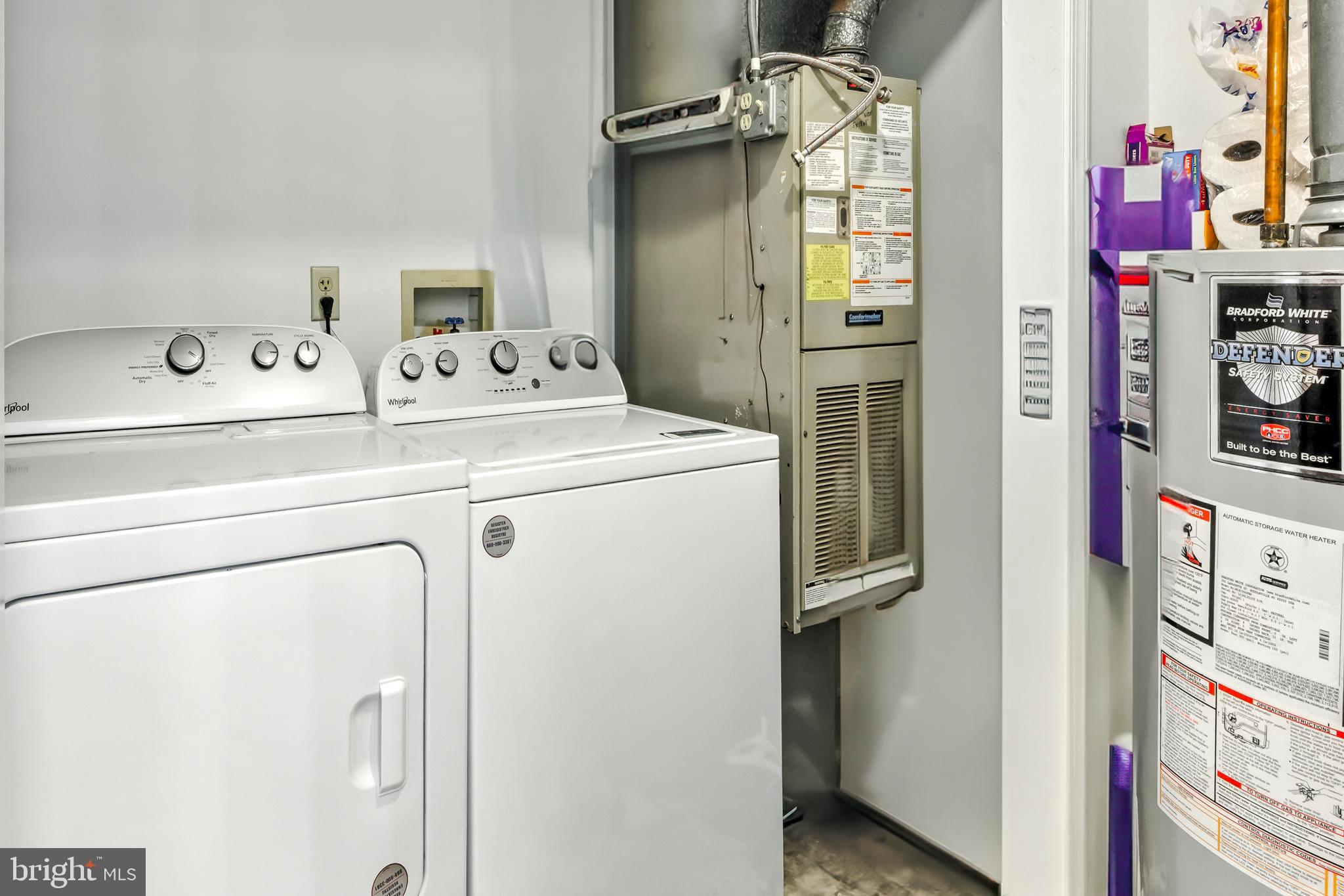 112 Hammonton Buena, NJ 08310 - Photo 32 of 34 a utility room with dryer and washer