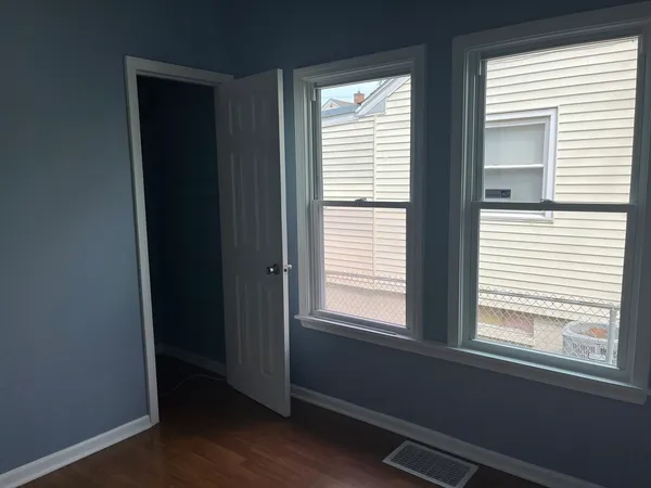 $244,900 | 226 North Ohio Street, Aurora, IL 60505