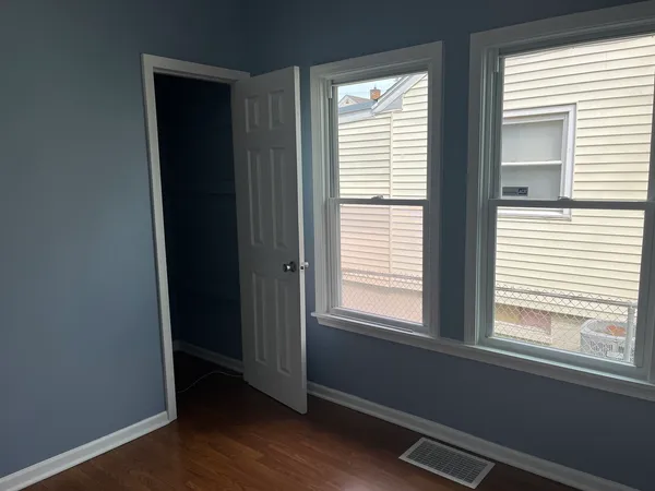 $244,900 | 226 North Ohio Street, Aurora, IL 60505