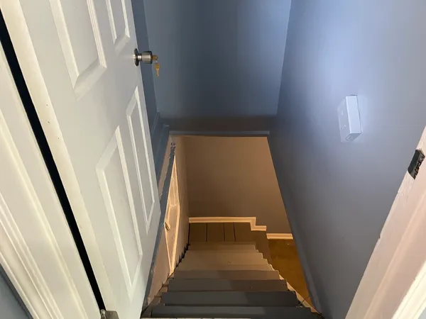 $244,900 | 226 North Ohio Street, Aurora, IL 60505