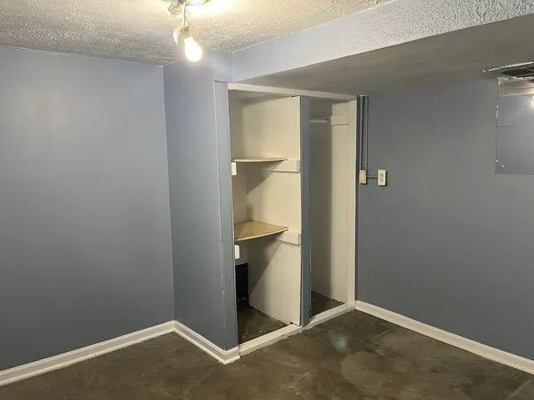$244,900 | 226 North Ohio Street, Aurora, IL 60505