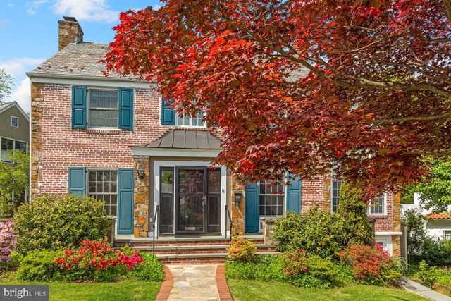 $1,450,000 | 219 Woodland Terrace, Alexandria, VA 22302