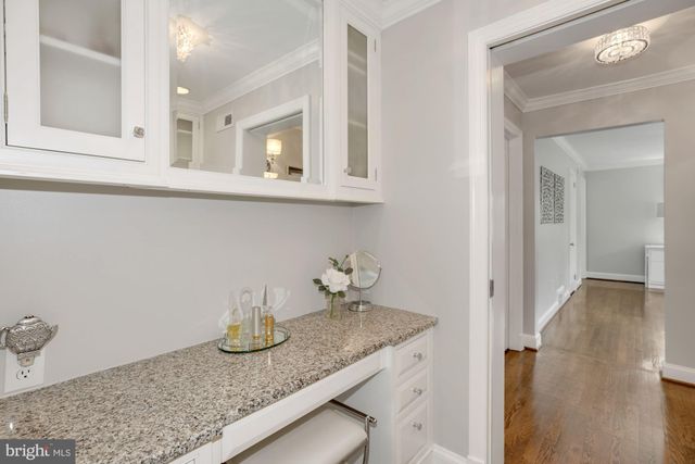 $1,450,000 | 219 Woodland Terrace, Alexandria, VA 22302