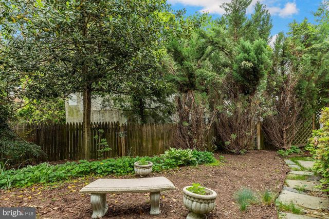 $1,450,000 | 219 Woodland Terrace, Alexandria, VA 22302