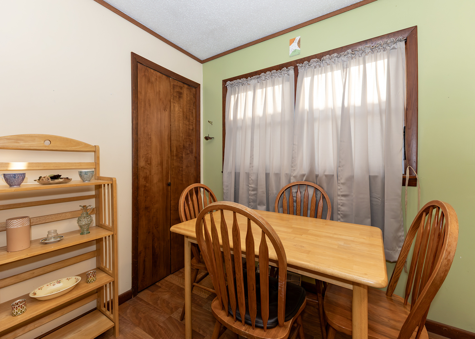 653 2nd Avenue South Clinton, IA 52732 - Photo 12 of 27