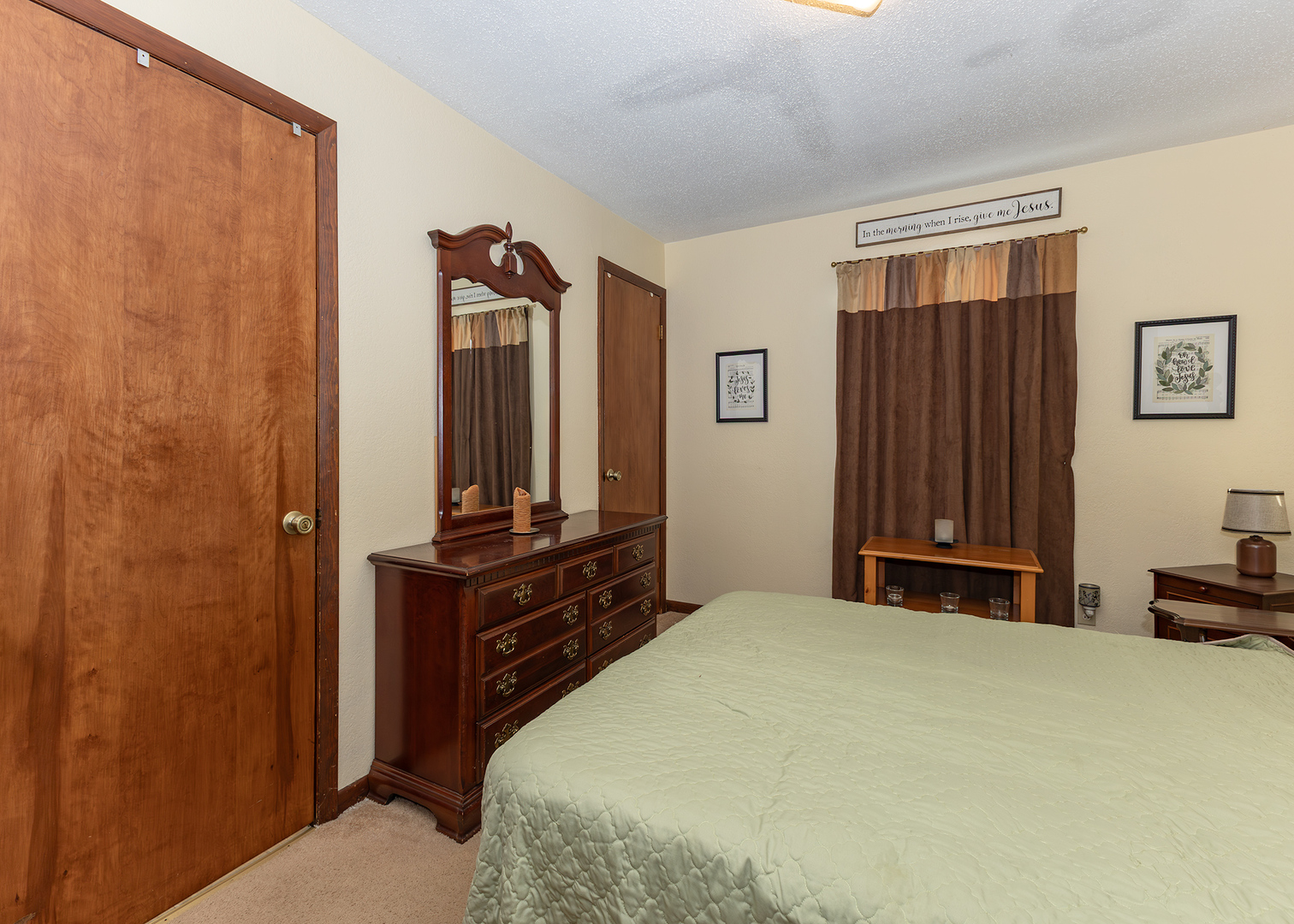 653 2nd Avenue South Clinton, IA 52732 - Photo 13 of 27