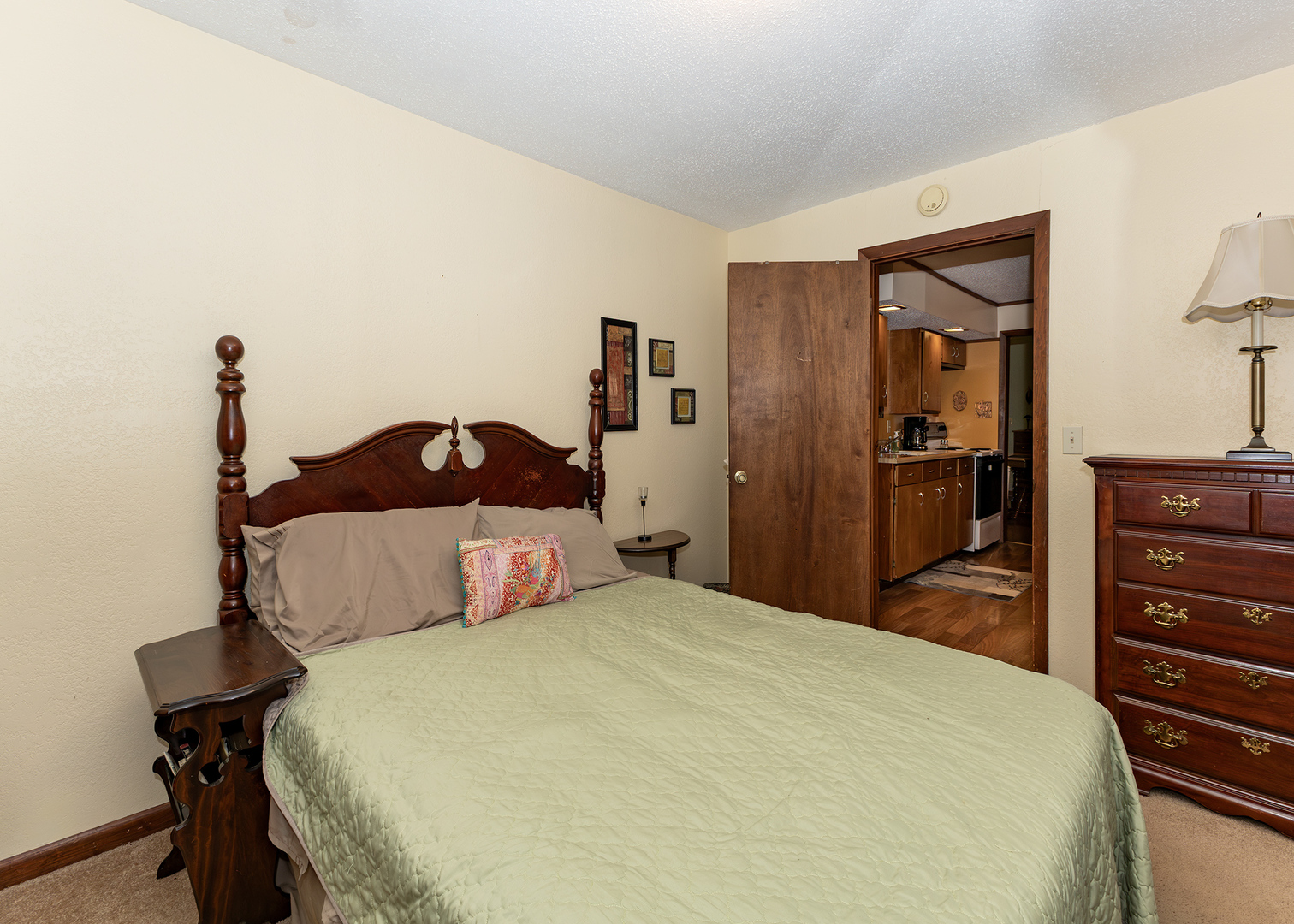 653 2nd Avenue South Clinton, IA 52732 - Photo 14 of 27