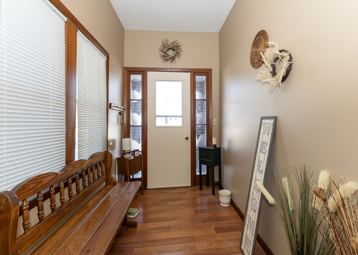 653 2nd Avenue South Clinton, IA 52732 - Photo 3 of 27