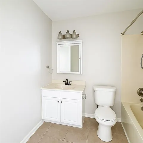 $1,100 | 1516 Aztec Avenue, Unit 207, Metairie, LA 70005