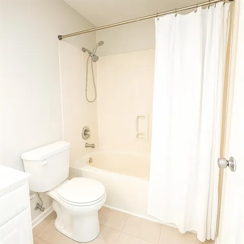 $1,100 | 1516 Aztec Avenue, Unit 207, Metairie, LA 70005