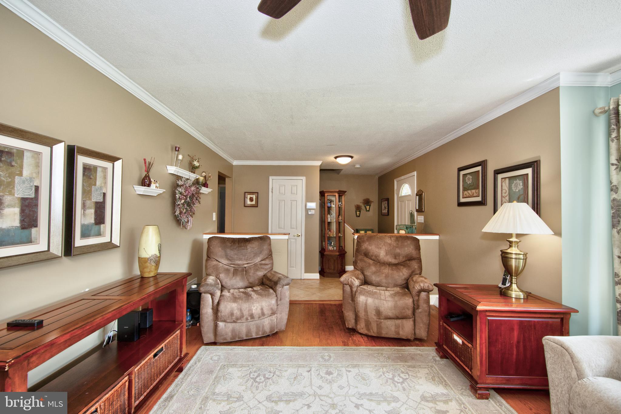 21 Colonial Road Bel Air, MD 21014 - Photo 9 of 49 Living Room