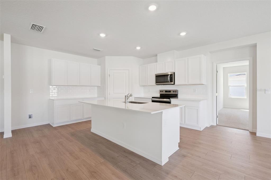 894 Britton Loop St. Cloud, FL 34771 - Photo 15 of 44