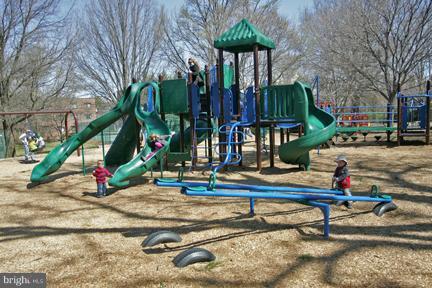6909 Fairfax Road Bethesda, MD 20814 - Photo 28 of 30 Community