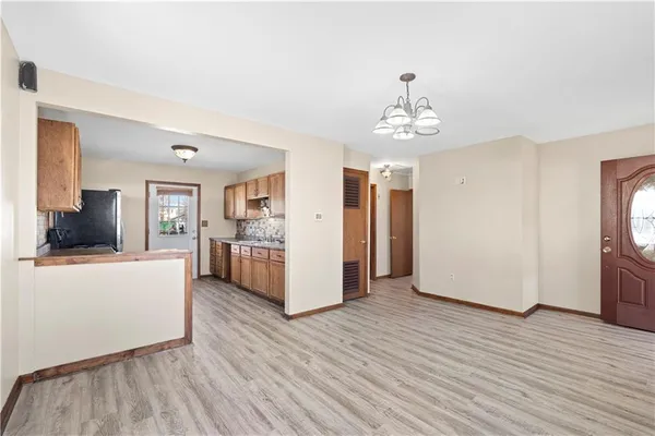 $136,900 | 208 West Park Street, Rich Hill, MO 64779