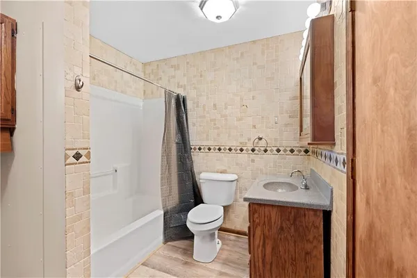 $136,900 | 208 West Park Street, Rich Hill, MO 64779