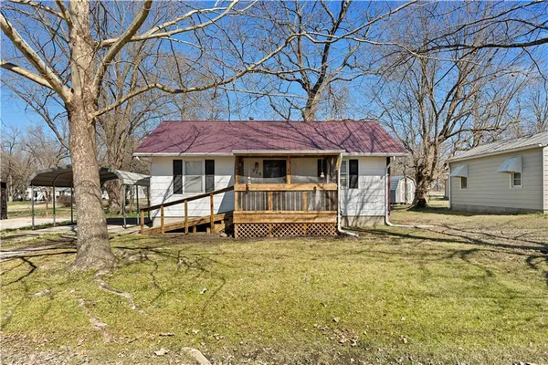$136,900 | 208 West Park Street, Rich Hill, MO 64779