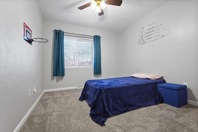 $249,900 | 5 Pembrook Circle, Bloomington, IL 61704