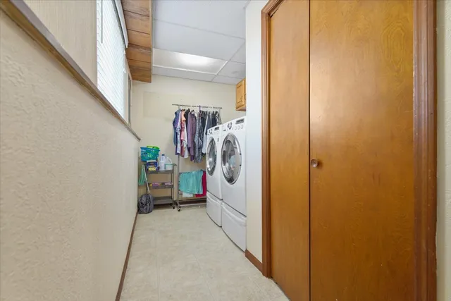 $249,900 | 5 Pembrook Circle, Bloomington, IL 61704