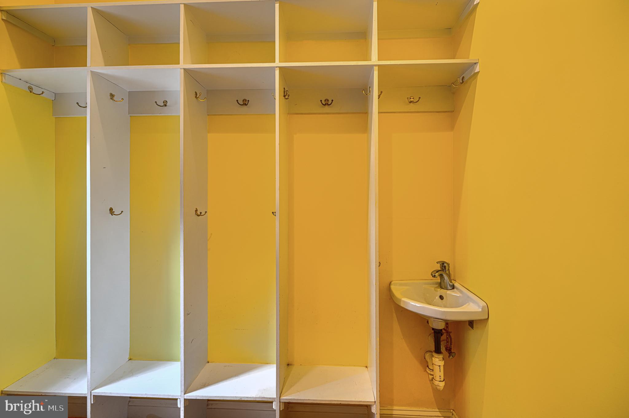 13908 Foxland Road Phoenix, MD 21131 - Photo 30 of 62 Gallery Image 30
