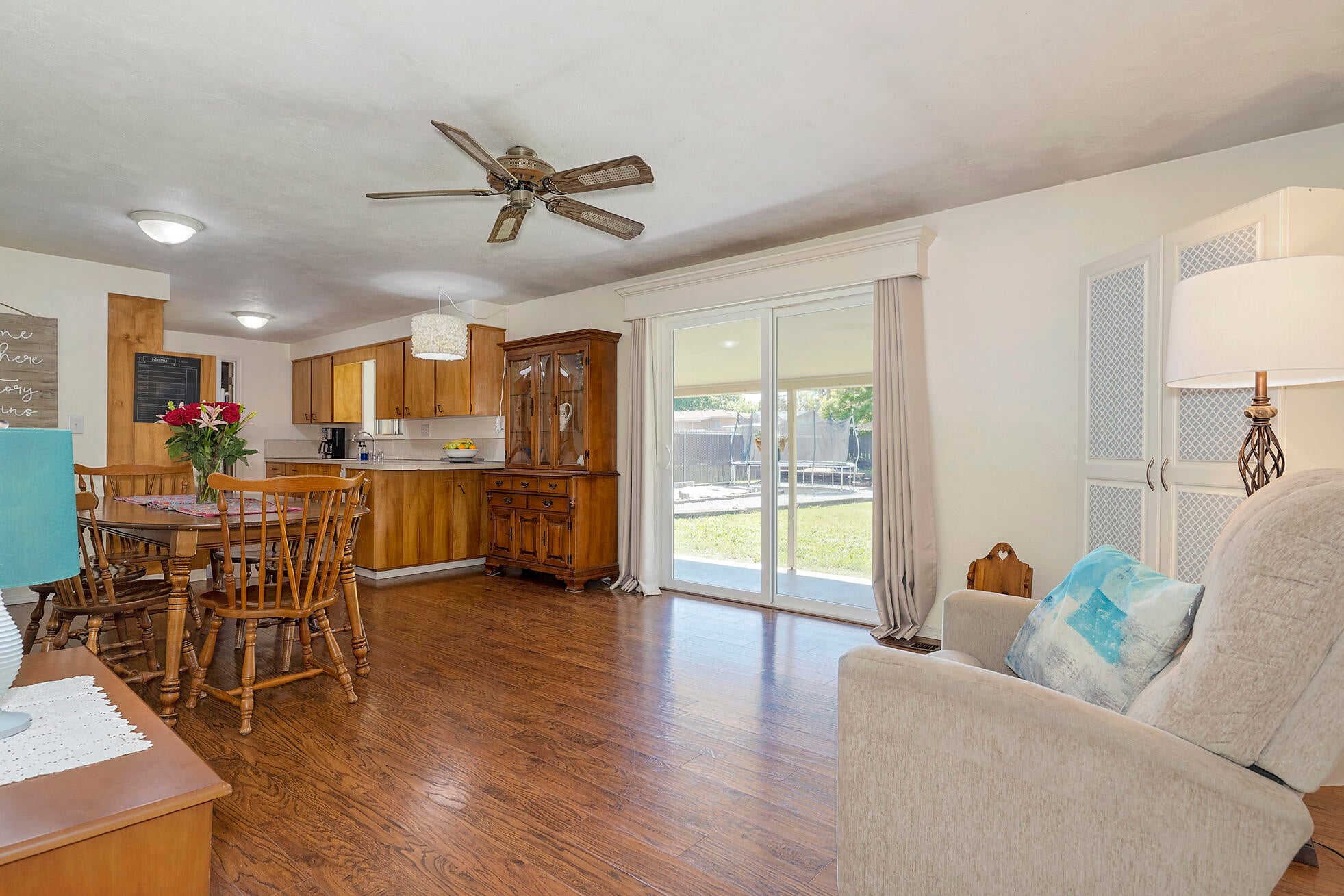 210 Victoria Way Central Point, OR 97502 - Photo 5 of 20 Victoria_011 copy