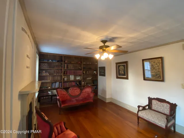 $600,000 | 10491 River Road, New Columbia, PA 17856