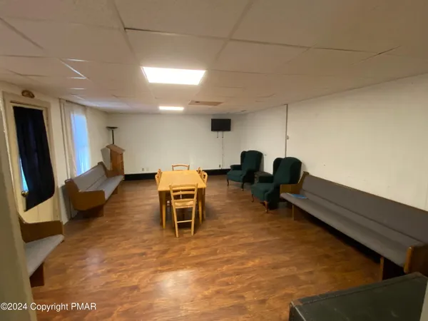 $600,000 | 10491 River Road, New Columbia, PA 17856