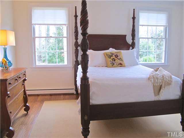 1130 Harvey Street Raleigh, NC 27608 - Photo 11 of 24