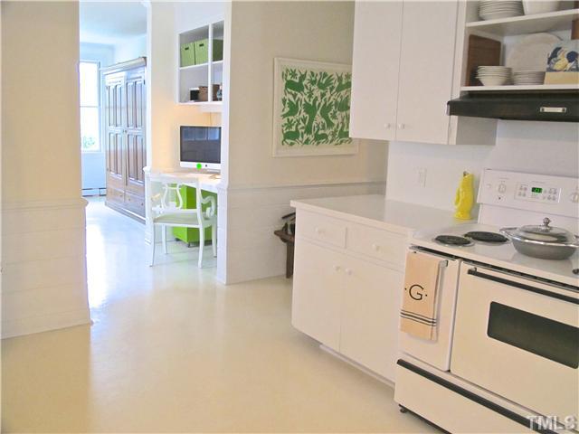 1130 Harvey Street Raleigh, NC 27608 - Photo 9 of 24