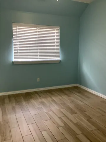 $2,300 | 3721 Oak Street, Fort Worth, TX 76040