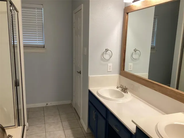 $2,300 | 3721 Oak Street, Fort Worth, TX 76040