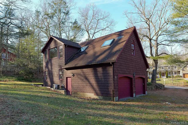 $860,000 | 398 Illington Road, Ossining, NY 10562