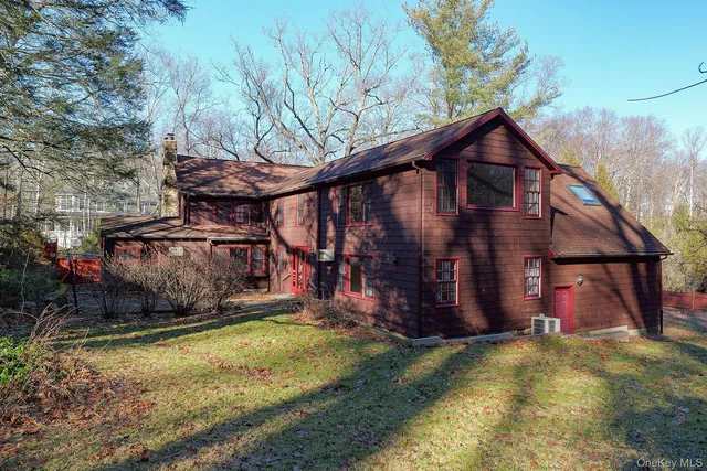 $860,000 | 398 Illington Road, Ossining, NY 10562