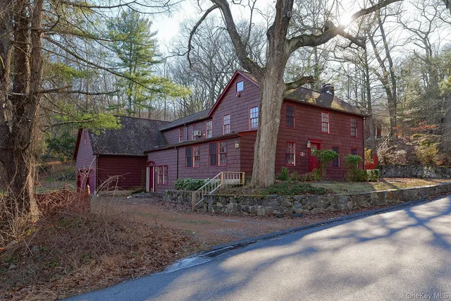 $860,000 | 398 Illington Road, Ossining, NY 10562