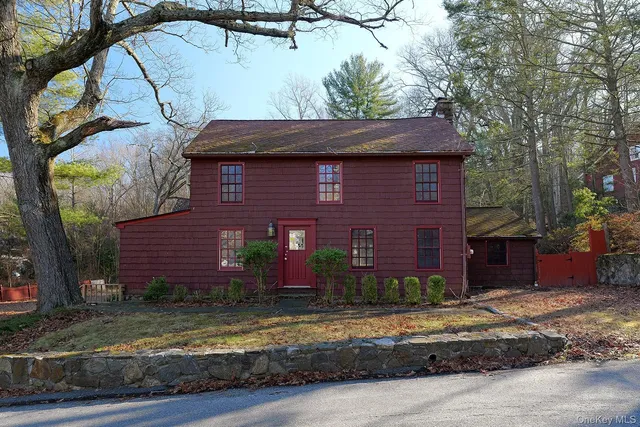 $860,000 | 398 Illington Road, Ossining, NY 10562