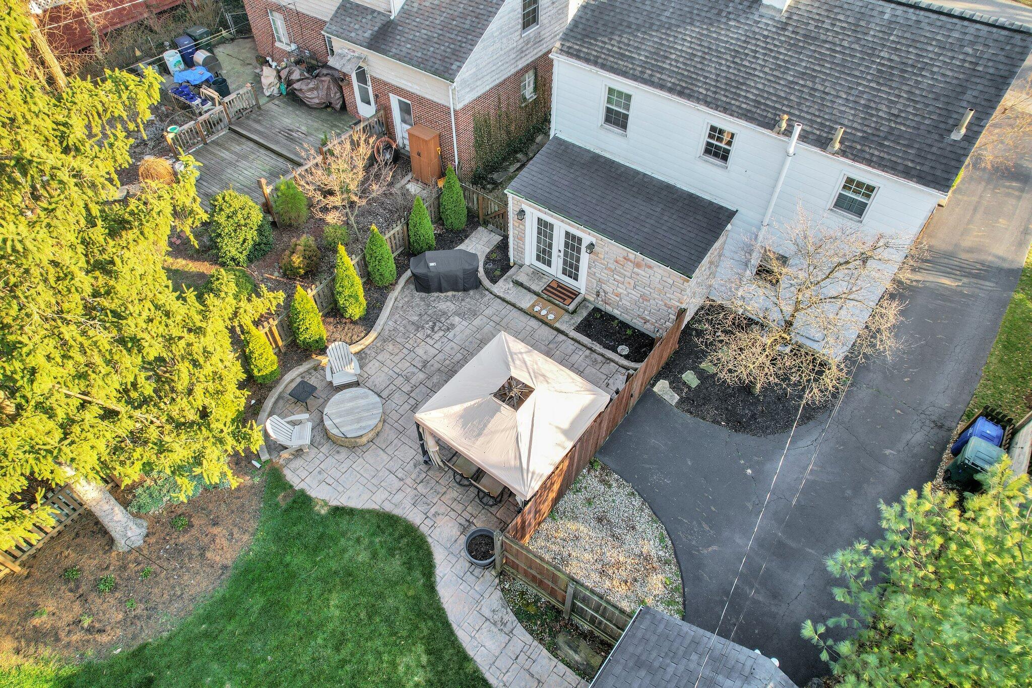 176 Sheffield Road Columbus, OH 43214 - Photo 34 of 35 Patio View from Drone