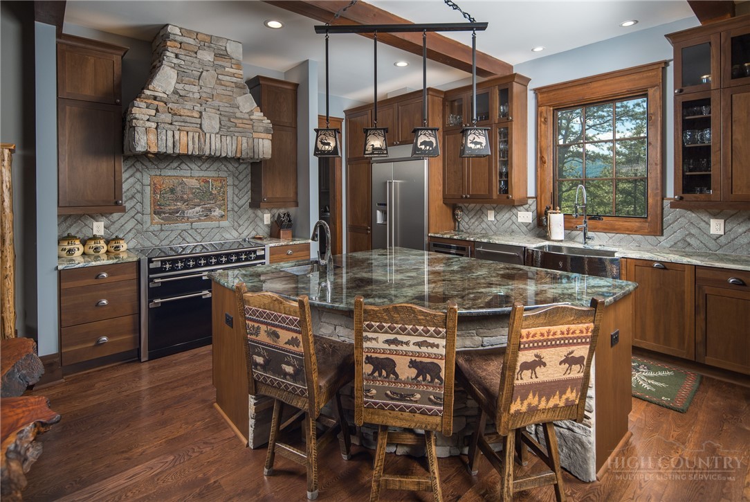 220 Persimmon Lane Boone, NC 28607 - Photo 11 of 50
