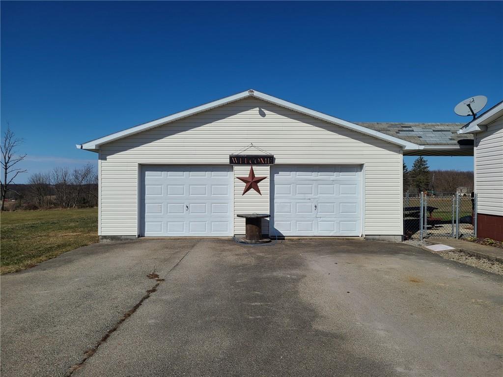 158 Jackie Frank Road Smithfield, PA 15478 - Photo 4 of 25 Gallery Image 4