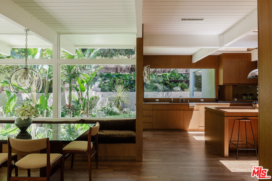 2544 Greenvalley Road Los Angeles, CA 90046 - Photo 12 of 56