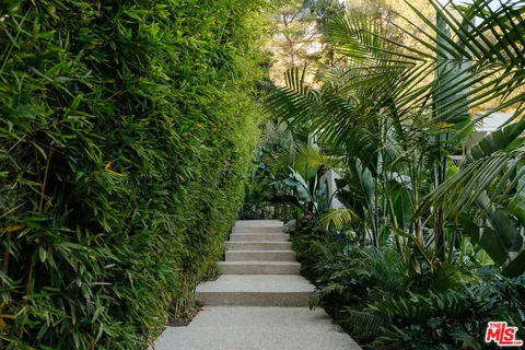 $4,998,000 | 2544 Greenvalley Road, Los Angeles, CA 90046